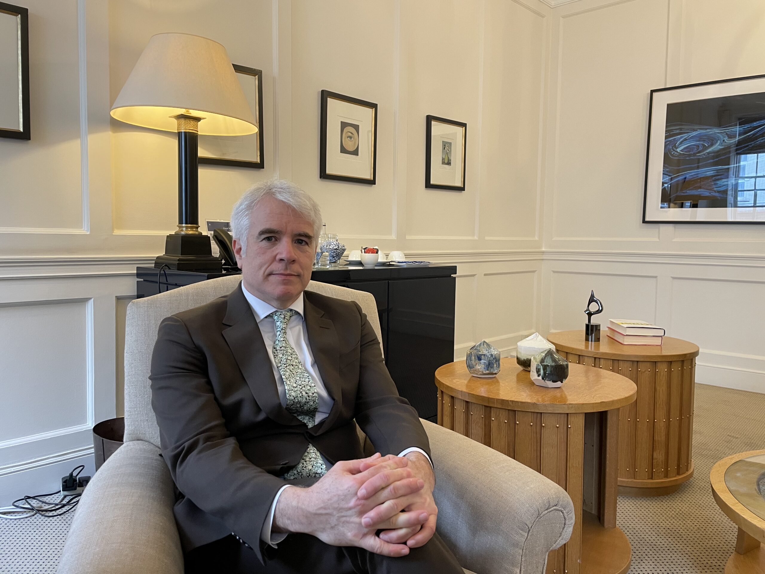 « Je ne suis pas fier » : Dan Roberts, responsable Brexit pour le Guardian revient sur sa couverture médiatique